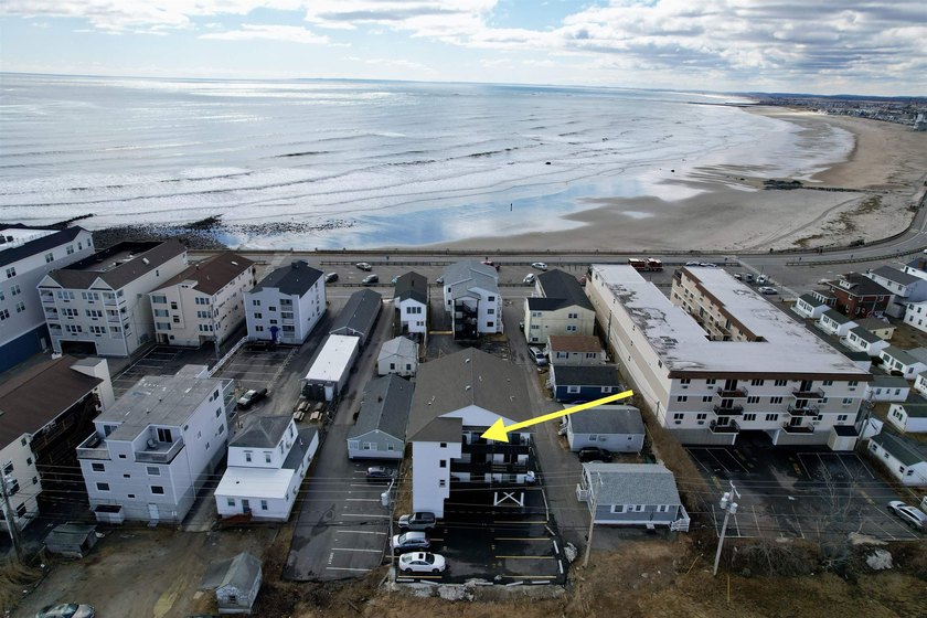Proven Income Producer! Turnkey Studio with $27k+ Gross Annual - Beach Condo for sale in Hampton, New Hampshire on Beachhouse.com