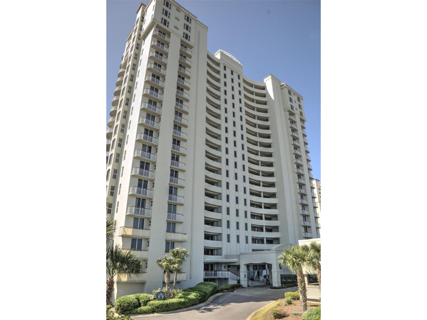 Discover an unparalleled opportunity to own a luxurious - Beach Condo for sale in Navarre Beach, Florida on Beachhouse.com