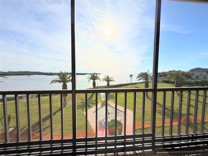 Waterfront Port Richey Condo - Perfect Snowbird Retreat with - Beach Condo for sale in Port Richey, Florida on Beachhouse.com