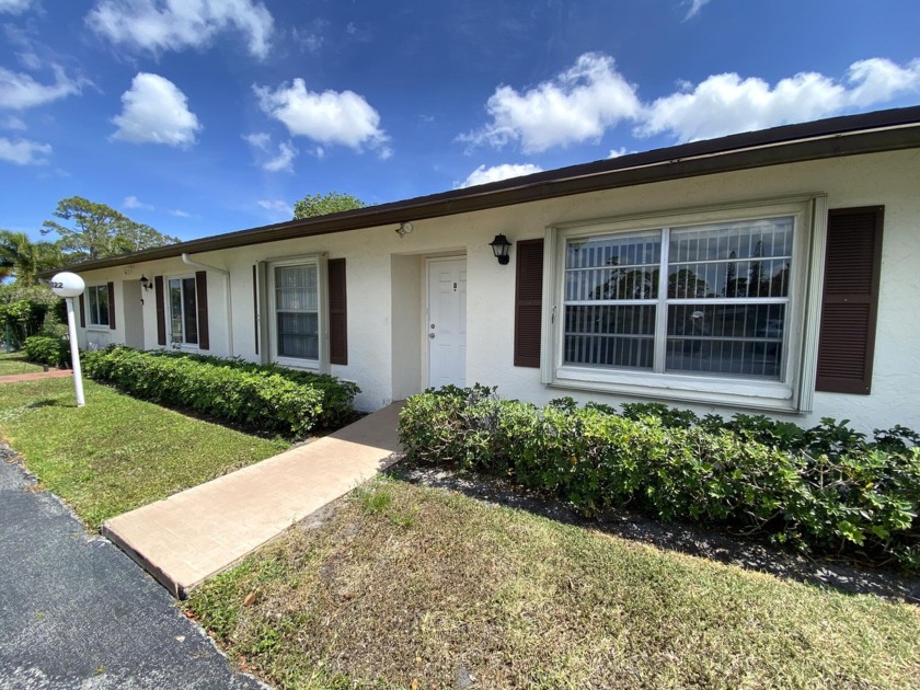 BRIDGEVIEW VILLA. Outstanding 2 bedroom  - 2 full bath VILLA - Beach Condo for sale in Delray Beach, Florida on Beachhouse.com