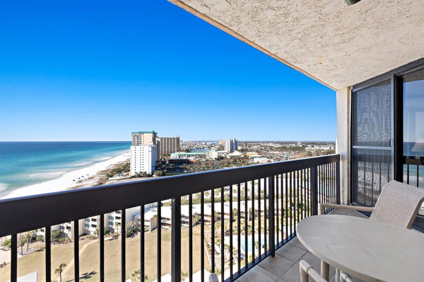 SunDestin Resort Unit 1817 - Beach Vacation Rentals in Destin, Florida on Beachhouse.com