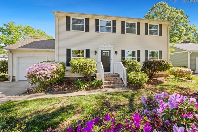 Access the Hampton River/ Bay & enjoy abundant wildlife - Beach Home for sale in Hampton, Virginia on Beachhouse.com