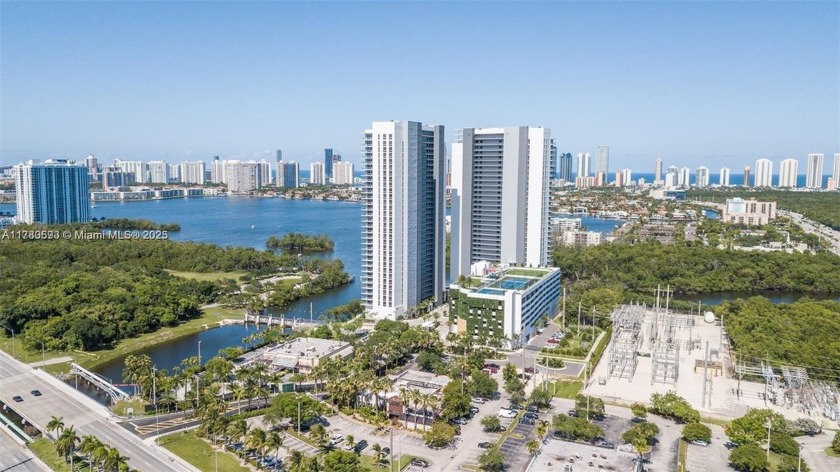 Beautiful 2/2 + Den Located in North Miami Beach with amazing - Beach Condo for sale in North Miami Beach, Florida on Beachhouse.com