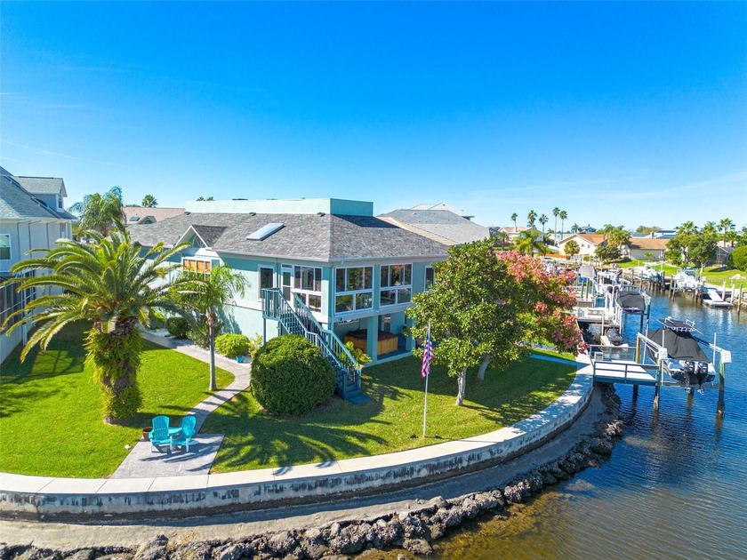 Tons of natural light fill this spacious open concept home - Beach Home for sale in New Port Richey, Florida on Beachhouse.com