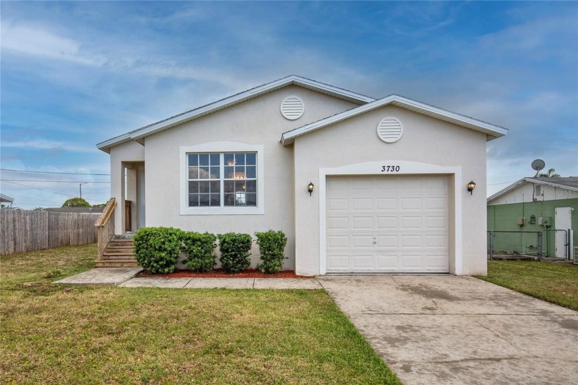 Well-maintained 3-bedroom, 2-bath block home in the Tahitian - Beach Home for sale in Holiday, Florida on Beachhouse.com