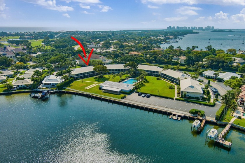 Charming 2-bedroom, 2-bathroom Lake House suite that blends - Beach Condo for sale in North Palm Beach, Florida on Beachhouse.com