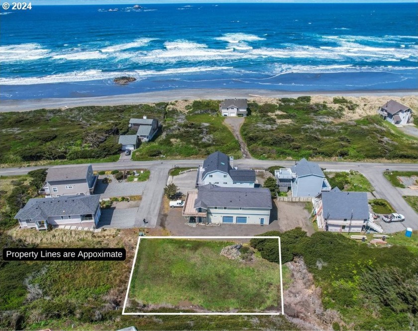 Discover the ultimate coastal lifestyle with this pristine 0 - Beach Lot for sale in Gold Beach, Oregon on Beachhouse.com