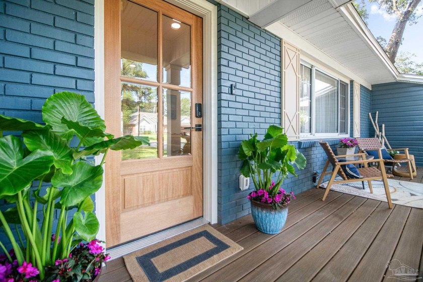 ***Property unavailable for showings Friday, 5/22 4:00 - Sunday - Beach Home for sale in Gulf Breeze, Florida on Beachhouse.com