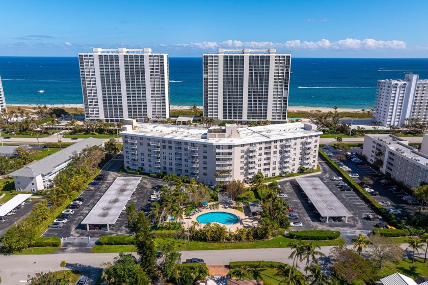 MUST SEE!!! OCEAN BOULEVARD EXCLUSIVE MOTIVTED SELLER!PRESENT - Beach Condo for sale in Boca Raton, Florida on Beachhouse.com