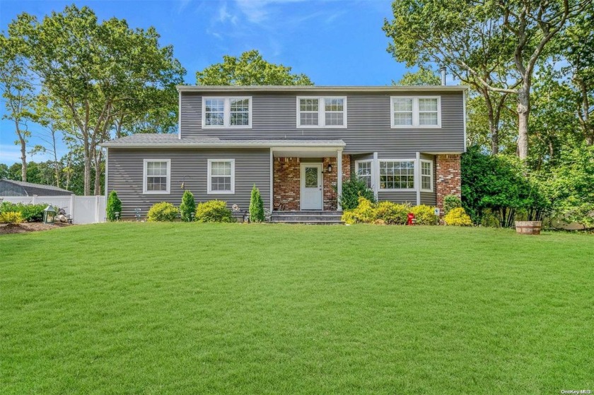 Welcome to this Stunning 4 Bedroom 2.5 Bath Colonial home.  This - Beach Home for sale in Shirley, New York on Beachhouse.com