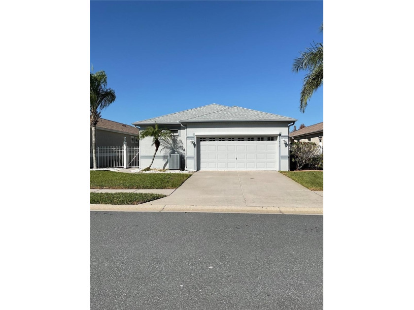 *Price Improvement*  WHAT A VIEW OF THE GOLF COURSE OVERSIZED - Beach Home for sale in Land O Lakes, Florida on Beachhouse.com