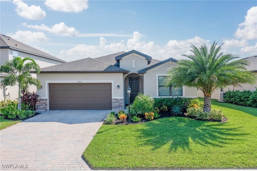 Step into your brand new home without the wait of new - Beach Home for sale in Fort Myers, Florida on Beachhouse.com