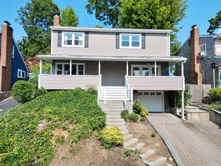 Beautifully updated 3/4 Bedroom Center Hall Colonial in the - Beach Home for sale in Northport, New York on Beachhouse.com