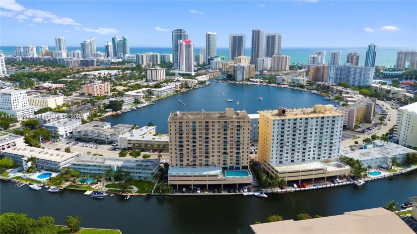 COME & ENJOY SOUTH FLORIDA PARADISE*** INTRACOASTAL GEM WITH - Beach Condo for sale in Hallandale Beach, Florida on Beachhouse.com