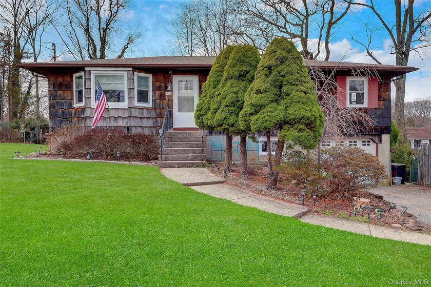 Welcome to your next chapter in Sound Beach - where coastal - Beach Home for sale in Sound Beach, New York on Beachhouse.com