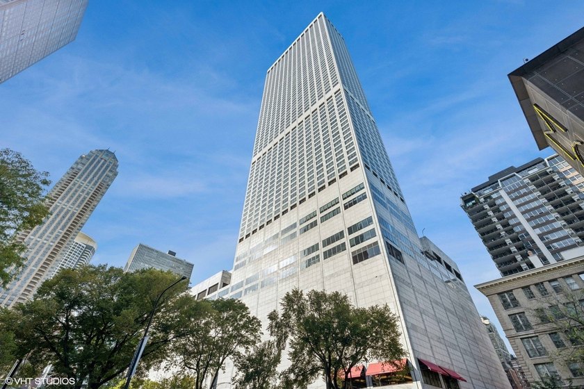 180 E PEARSON Street unit: 3704-3705 - Beach Condo for sale in Chicago, Illinois on Beachhouse.com