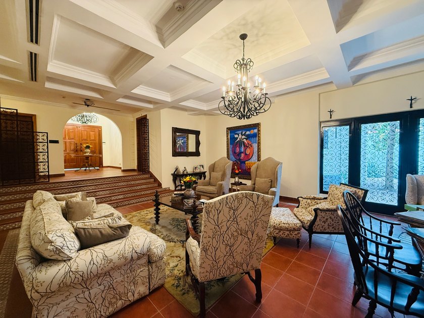 Set on a generous 700 m2 lot, this spacious home offers 509 m2 - Beach Home for sale in Panama City,  on Beachhouse.com