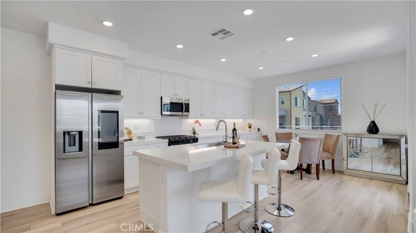 Experience modern living in the Mariposa neighborhood of Rancho - Beach Condo for sale in Rancho Mission Viejo, California on Beachhouse.com
