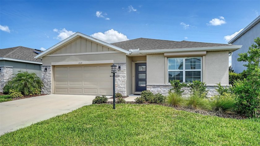 One or more photo(s) has been virtually staged. SKIP THE BUILDER - Beach Home for sale in Lakewood Ranch, Florida on Beachhouse.com