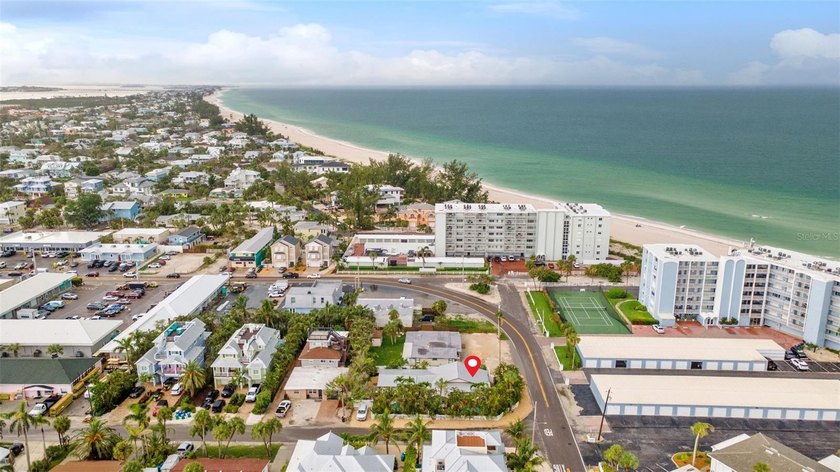 This exceptional turnkey 5-bedroom, 5-bath duplex on Anna Maria - Beach Townhome/Townhouse for sale in Holmes Beach, Florida on Beachhouse.com