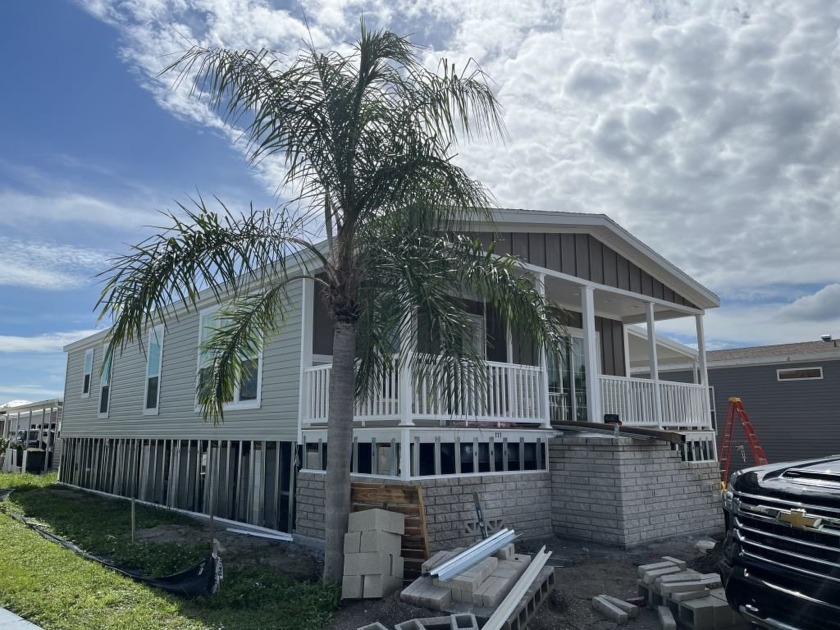 Home For Sale in Punta Gorda - Beach Home for sale in Punta Gorda, Florida on Beachhouse.com