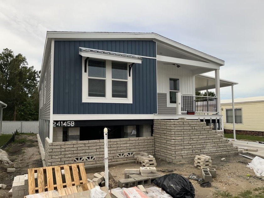 Home For Sale in Punta Gorda - Beach Home for sale in Punta Gorda, Florida on Beachhouse.com