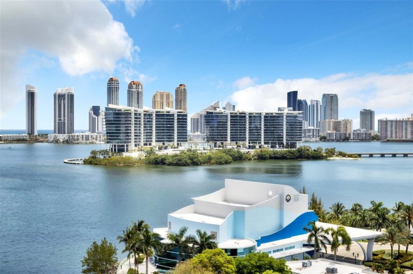 Welcome to this beautiful waterfront residence! It is located in - Beach Condo for sale in Aventura, Florida on Beachhouse.com