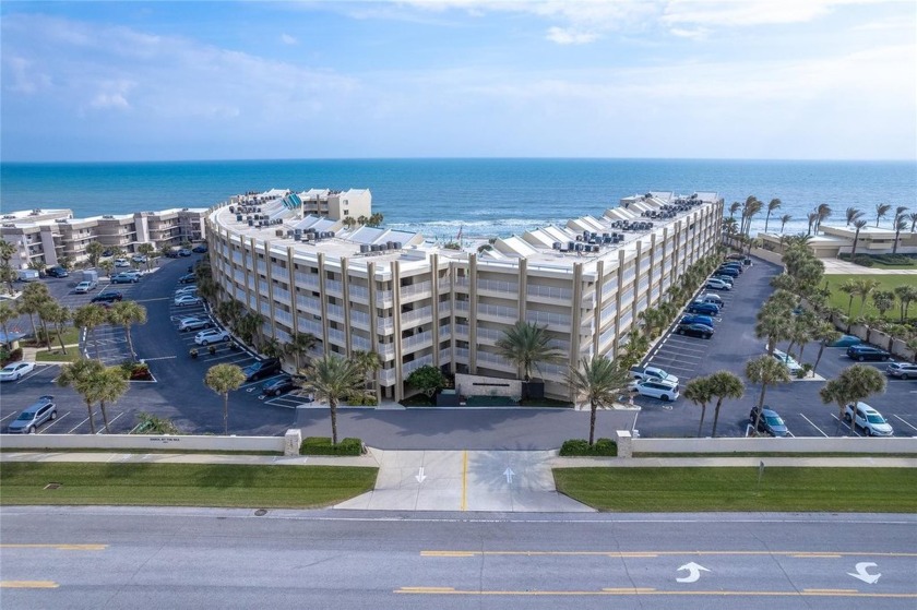 Owner is Motivated! Owner financing a possibility. Beach Lovers - Beach Condo for sale in New Smyrna Beach, Florida on Beachhouse.com