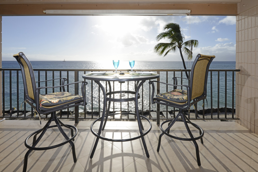 Completely Remodeled and Direct Ocean Front! Special Rates for - Beach Vacation Rentals in Lahaina, Hawaii on Beachhouse.com