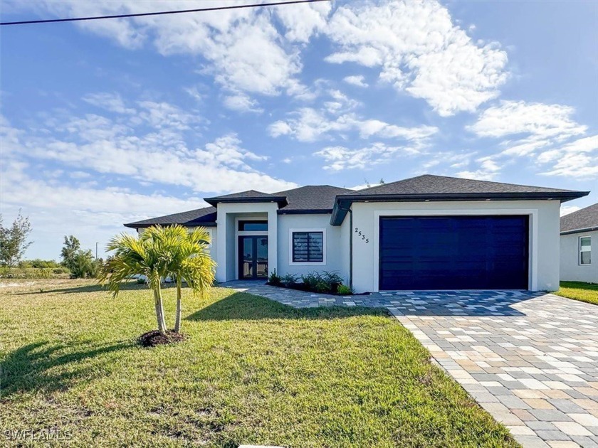 SW Cape, FRESHWATER CANAL, NO FLOOD INSURANCE NEEDED - NEW - Beach Home for sale in Cape Coral, Florida on Beachhouse.com