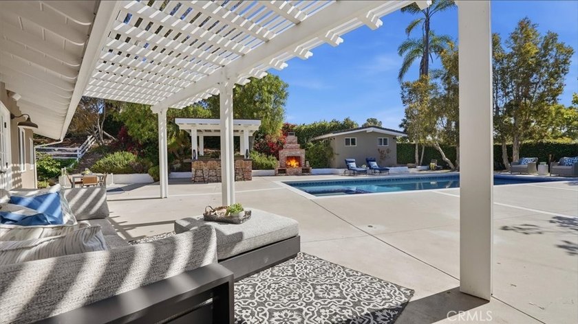 Welcome to summer all year round at your own private resort in - Beach Home for sale in Rolling Hills Estates, California on Beachhouse.com
