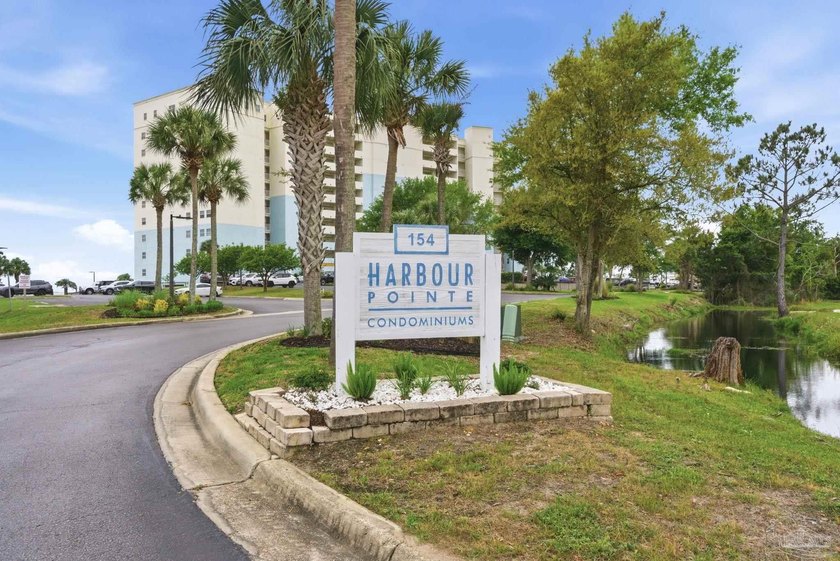 Don't miss this Harbour Pointe beauty! PRIVATE END UNIT ~ Two - Beach Condo for sale in Pensacola, Florida on Beachhouse.com