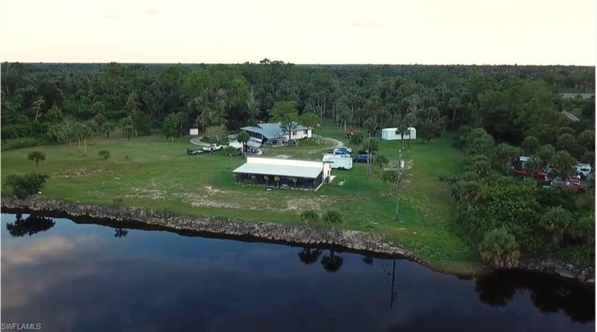 HIDDEN GEM IN SWFL! This unique property is 3 in one! It is a - Beach Home for sale in Naples, Florida on Beachhouse.com