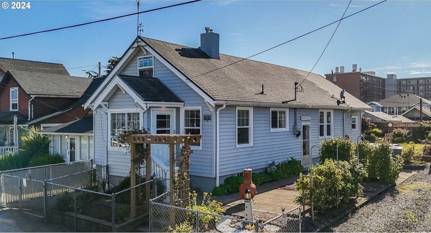 Now is your chance to own a lovingly cared-for piece of Seaside - Beach Home for sale in Seaside, Oregon on Beachhouse.com