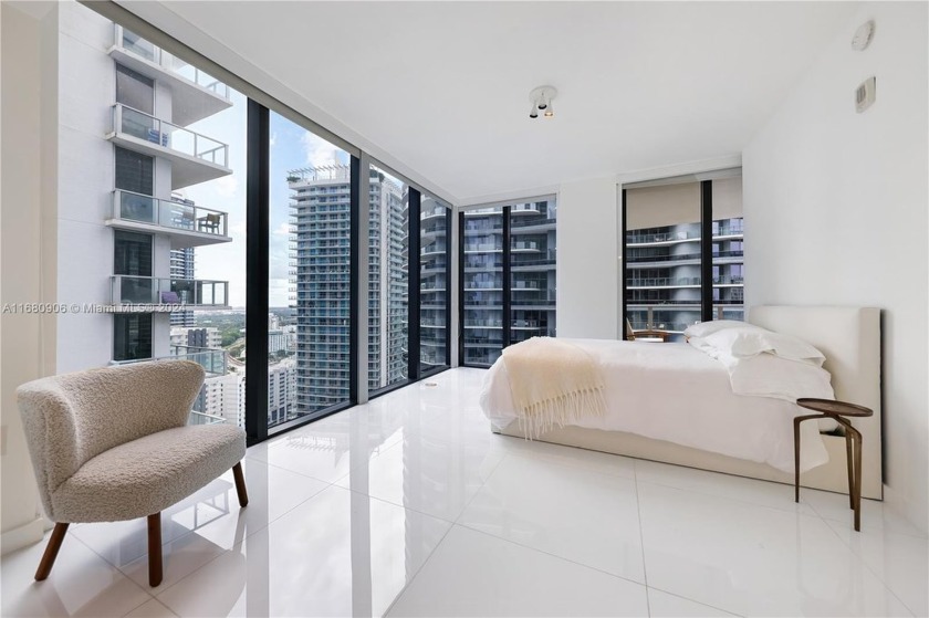 Welcome to luxury living in the vibrant heart of Brickell. This - Beach Condo for sale in Miami, Florida on Beachhouse.com