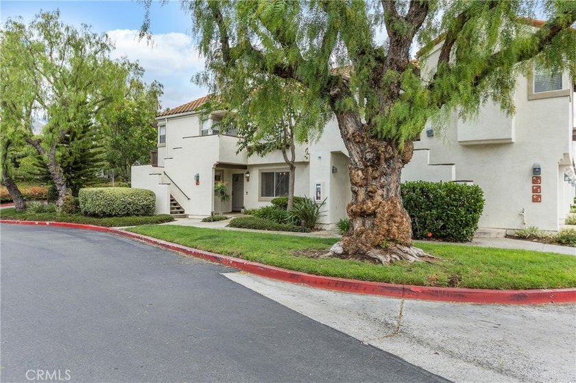 Enjoy Lakefront Living in this highly sought-after private - Beach Condo for sale in Rancho Santa Margarita, California on Beachhouse.com