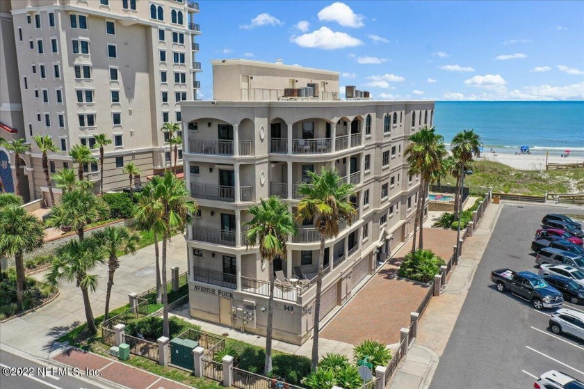 Spacious and luxurious!  Only one residence per floor provides - Beach Condo for sale in Jacksonville Beach, Florida on Beachhouse.com