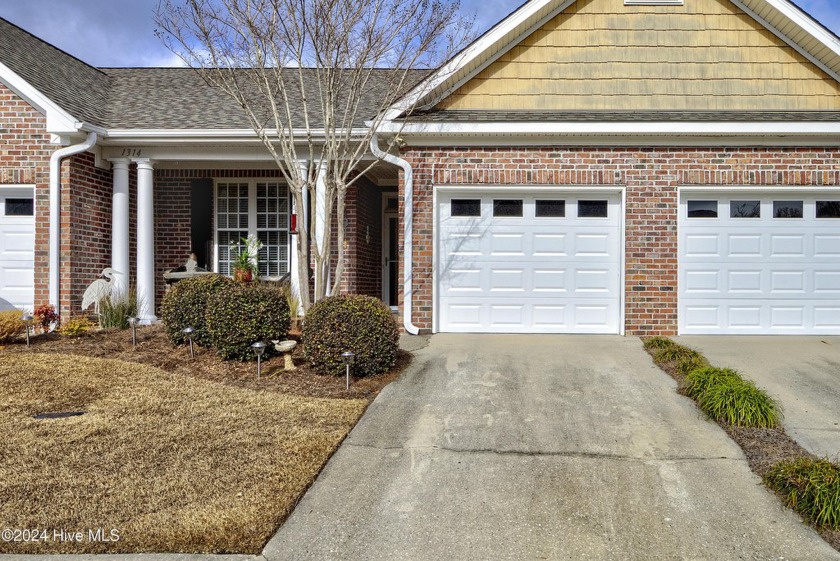 Newly updated, meticulously maintained 1408 square foot - Beach Townhome/Townhouse for sale in Leland, North Carolina on Beachhouse.com