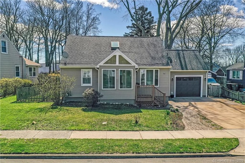 This pristine, updated and well maintained 3 bedroom 2 full bath - Beach Home for sale in Milford, Connecticut on Beachhouse.com