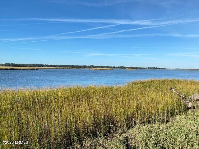 A true deep water lot for even the largest of boats. You have to - Beach Lot for sale in Saint Helena Island, South Carolina on Beachhouse.com