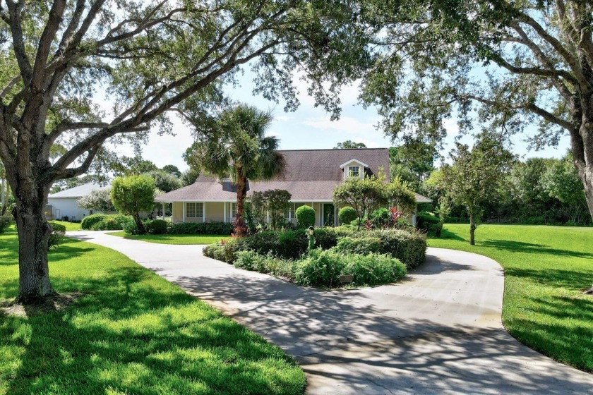 LIVE YOUR DREAM LIFE IN VERO'S PREMIERE FLY-IN COMMUNITY. THIS 1 - Beach Home for sale in Vero Beach, Florida on Beachhouse.com