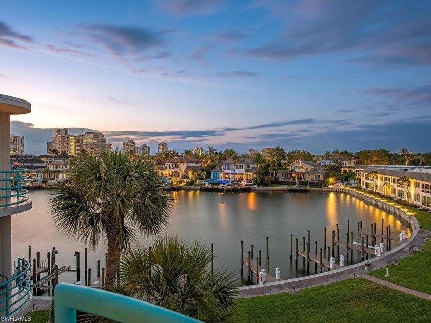 This meticulously maintained condo is situated in the highly - Beach Condo for sale in Naples, Florida on Beachhouse.com