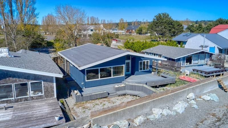 Spectacular South-Facing Beachfront Retreat in Point Roberts! - Beach Home for sale in Point Roberts, Washington on Beachhouse.com