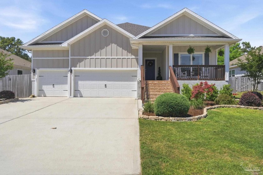 Welcome to 1567 Amaya Ln, a beautifully maintained 4-bedroom - Beach Home for sale in Gulf Breeze, Florida on Beachhouse.com