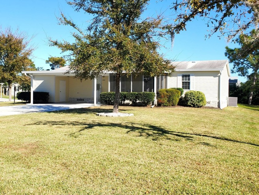 THIS HOME IS ON LEASED LAND WITH A MONTHLY LOT RENT OF $613 AND - Beach Home for sale in Homosassa, Florida on Beachhouse.com