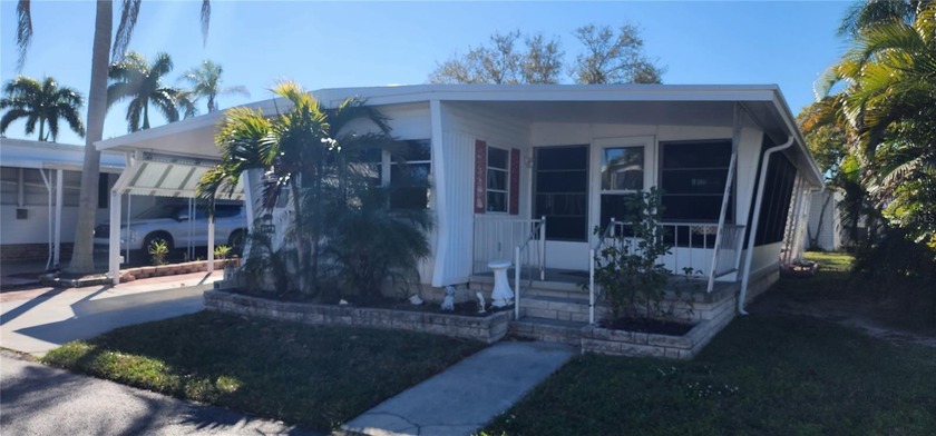 Under contract-accepting backup offers. This property - Beach Home for sale in Clearwater, Florida on Beachhouse.com