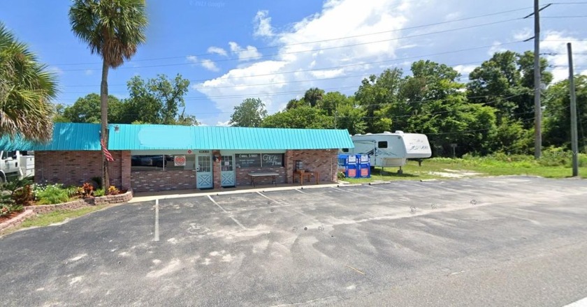 Prime Retail/Business Building in New Smyrna Beach, FL: - Beach Commercial for sale in New Smyrna Beach, Florida on Beachhouse.com