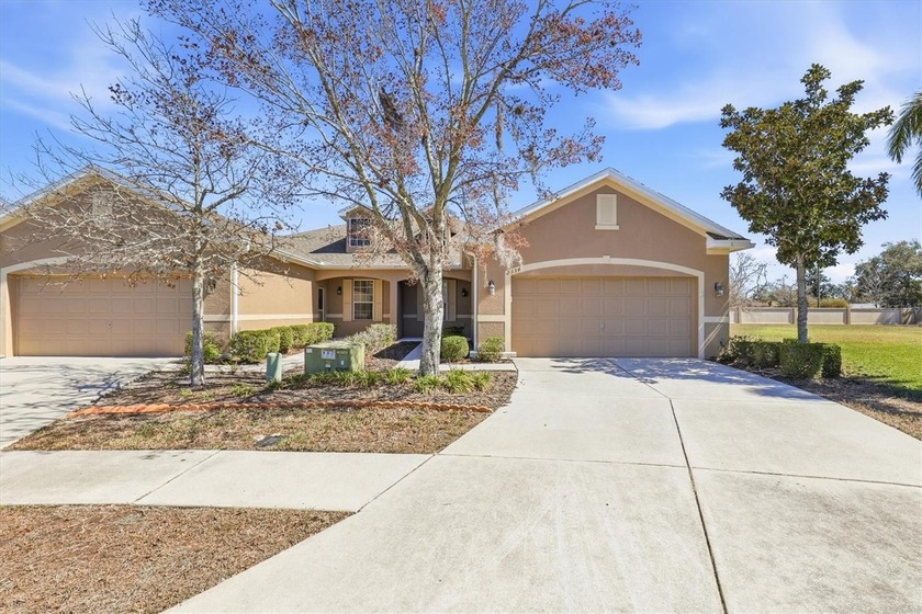 Experience the best of the Florida lifestyle in this spacious - Beach Home for sale in Holiday, Florida on Beachhouse.com