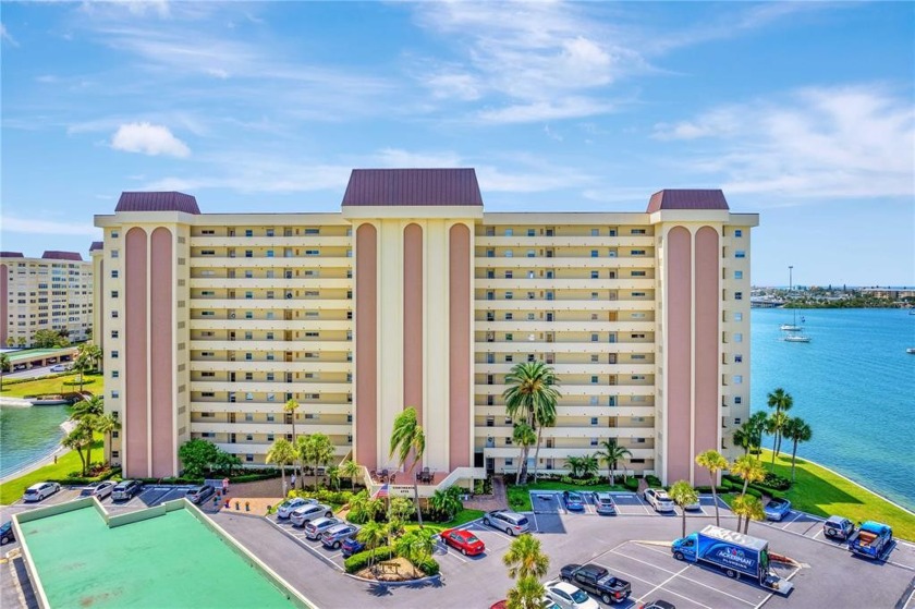 Absolutely gorgeous move-in ready ground floor waterfront - Beach Condo for sale in St. Petersburg, Florida on Beachhouse.com
