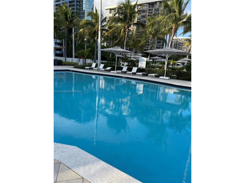 emarks
Remarks: Beautiful 1 bedroom, 1 bathroom condo at the - Beach Condo for sale in Miami, Florida on Beachhouse.com